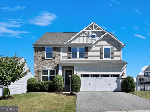 638 W Ore St, Seven Valleys, PA 17360