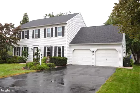 3044 Jodi Ln, Dover, PA 17315