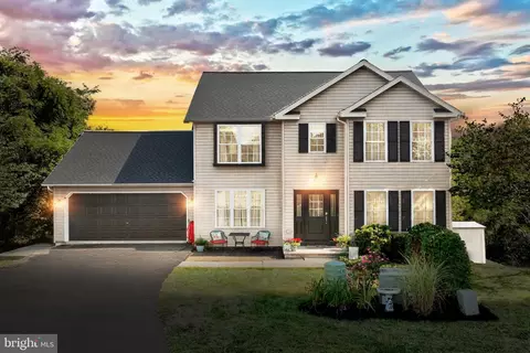 50 Gary Player Dr, Etters, PA 17319