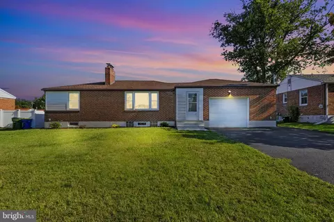188 Sycamore Ln, York, PA 17406