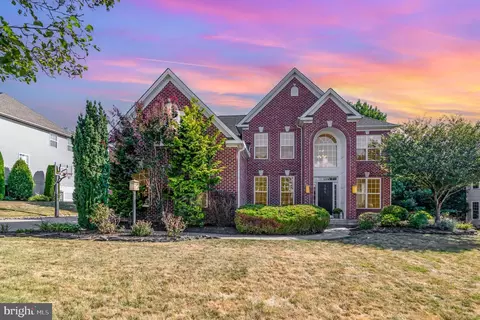 105 Pimlico Dr, Dillsburg, PA 17019
