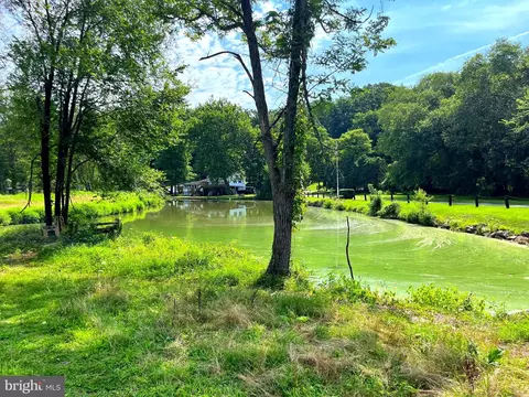 876 Cardinal Ln, Lewisberry, PA 17339