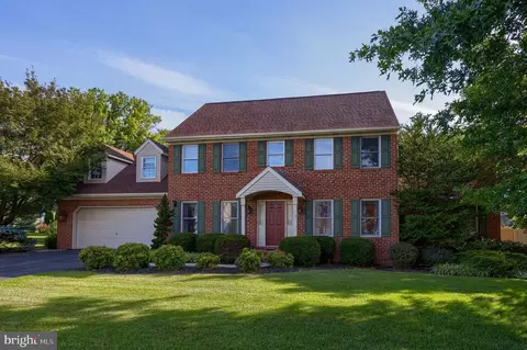 209 Conestoga Ln, Spring Grove, PA 17362