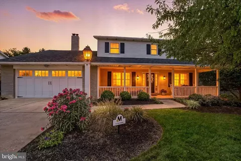 761 Heritage Hills Dr, York, PA 17402
