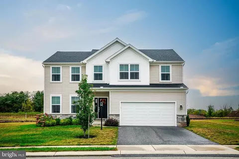 3400 Winter Dr, Dover, PA 17315