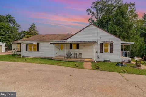 5943 Susquehanna Trl, Manchester, PA 17345