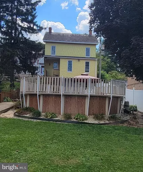 Other - 8 E Main St, Windsor, PA 17366 photo 2 of 10