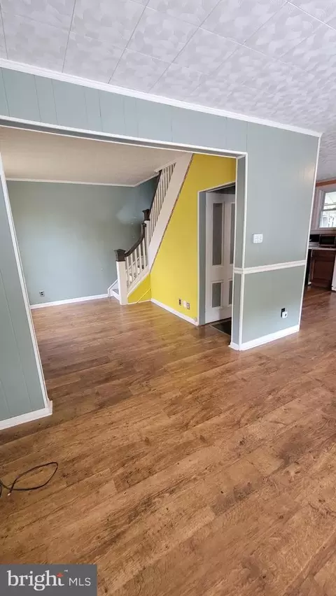 Entry Way - 8 E Main St, Windsor, PA 17366 photo 2 of 6