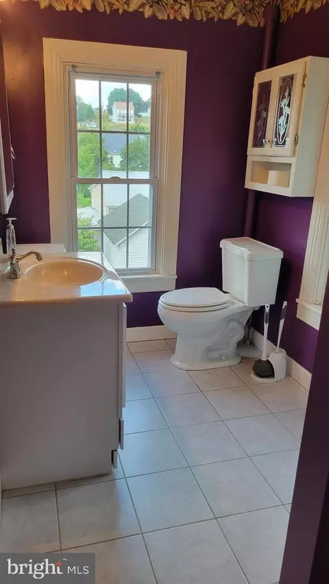 Bath - 8 E Main St, Windsor, PA 17366 photo 2 of 2