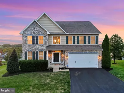 1404 Crest Way, York, PA 17403