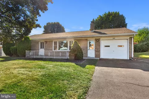 1640 Church Rd, York, PA 17408