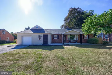 304 Edgehill Rd, York, PA 17403