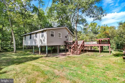 723 N Creek Rd, Abbottstown, PA 17301