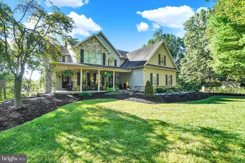 220 Stone Head Rd, Dillsburg, PA 17019