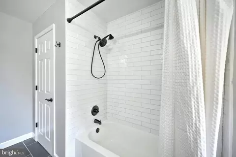 Bath - 8015 Gnatstown Rd, Hanover, PA 17331 photo 2 of 5