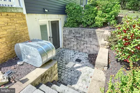 Exterior - 8015 Gnatstown Rd, Hanover, PA 17331 photo 9 of 12