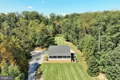 Exterior - 8015 Gnatstown Rd, Hanover, PA 17331 photo 4 of 12