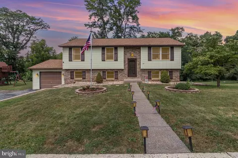 103 Bunker Hill Rd, New Cumberland, PA 17070