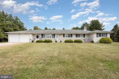 720 Pleasant Dr, York Haven, PA 17370