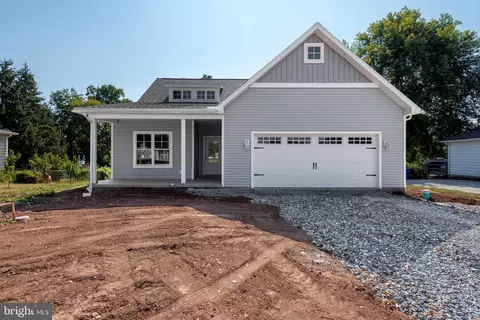 3040 Emig Mill Rd, Dover, PA 17315