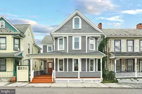 132 Mcallister St, Hanover, PA 17331