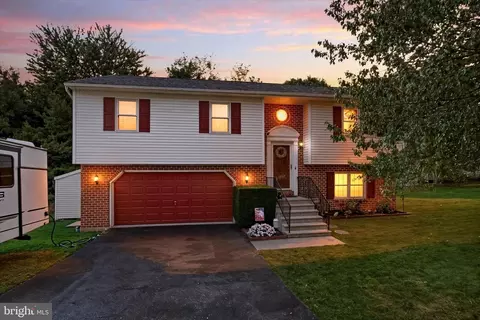 413 Appaloosa Way, Red Lion, PA 17356