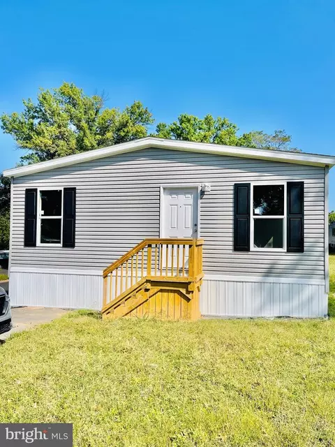 86 Cherokee Ave, Dover, PA 17315