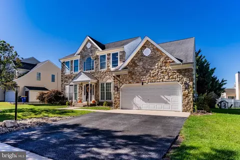 124 Evergreen Cir, Dillsburg, PA 17019