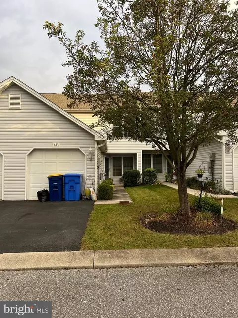 633 Canvasbach Dr, Etters, PA 17319