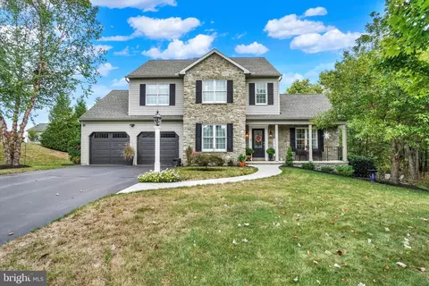 2181 Cobblestone Ln, York, PA 17408