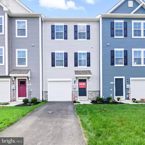 151 Homestead Dr, Hanover, PA 17331