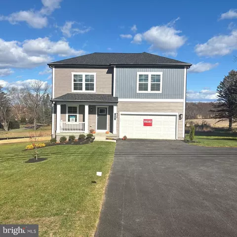 49 Old York Rd, Dillsburg, PA 17019