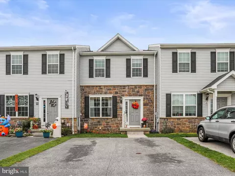 47 Holstein Dr, Hanover, PA 17331