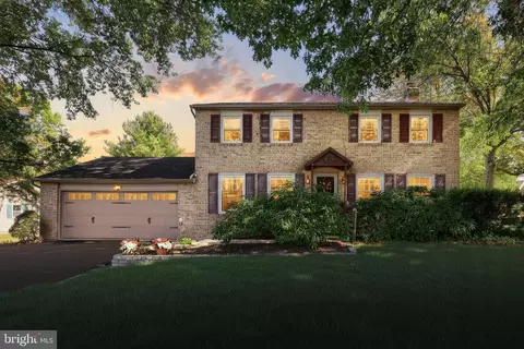 910 Westminster Ave, Hanover, PA 17331