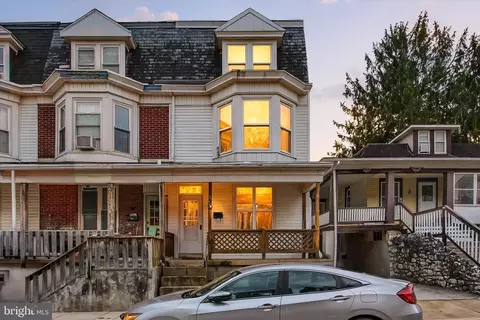 1206 W Poplar St, York, PA 17404