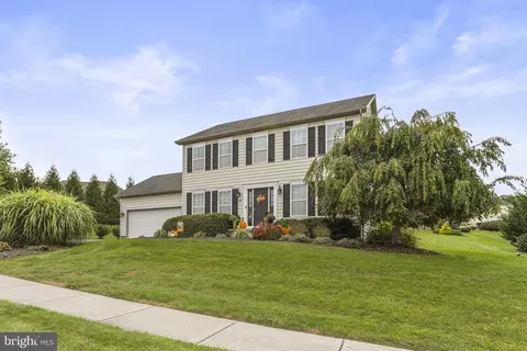 21 Tyler Dr, Hanover, PA 17331