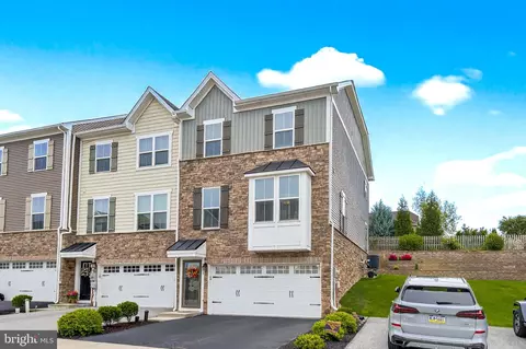 1149 Rosecroft Ln #58, York, PA 17403