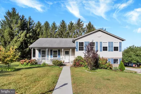 366 Jasmine Dr, Hanover, PA 17331