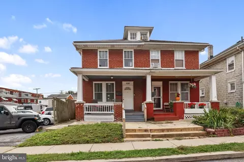 1250 W King St, York, PA 17404