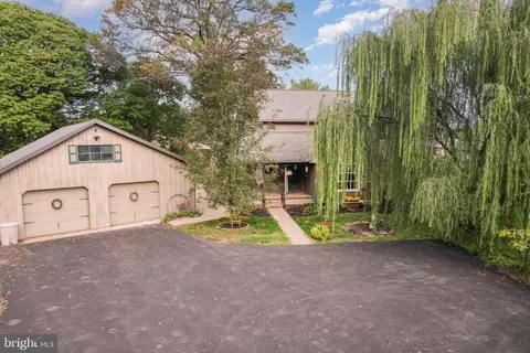 4250 N George Street Ext, Manchester, PA 17345