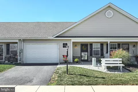 3690 Rye Ct #2, Dover, PA 17315