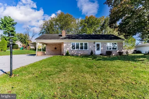 103 Maple St, Dillsburg, PA 17019