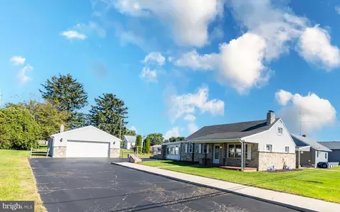 400 Wirt Ave, Hanover, PA 17331