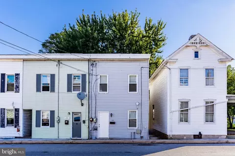 233 S Baltimore St, Dillsburg, PA 17019