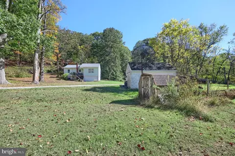 50 Bahns Mill Rd, Red Lion, PA 17356
