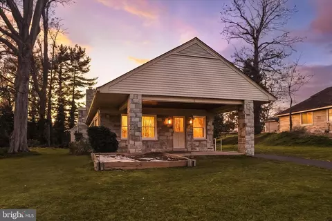 203 Hillside Ter, York, PA 17408