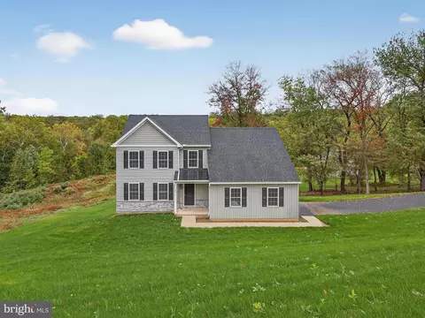 108 Madelyn Dr, Delta, PA 17314