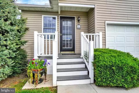 107 Waneta St, New Freedom, PA 17349
