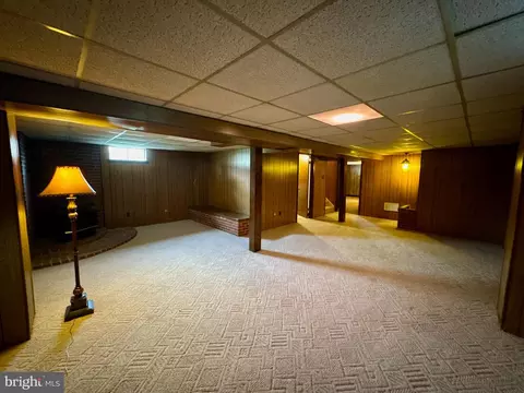 Living - 37 1st St, Windsor, PA 17366 photo 4 of 4