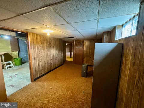 Entry Way - 37 1st St, Windsor, PA 17366 photo 7 of 7